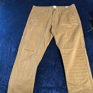 Gap khakis